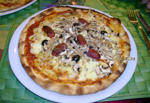 Pizza facile aux merguez,pizza,merguez,boeuf
